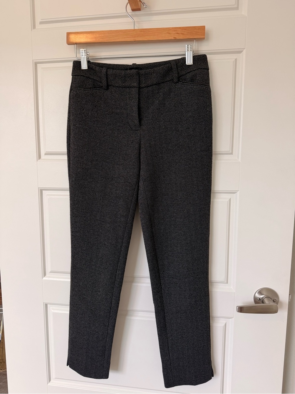White House Black Market "The Slim Ankle" Herringbone Tweed Pants - Size 0